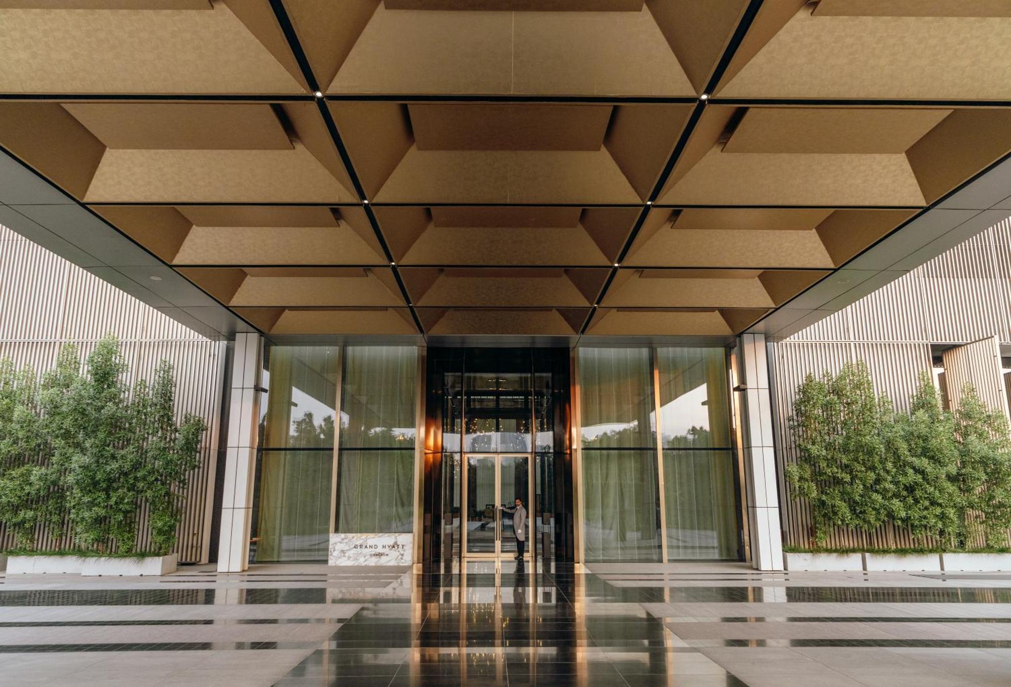 Grand Hyatt Gurgaon Hotel Exterior foto